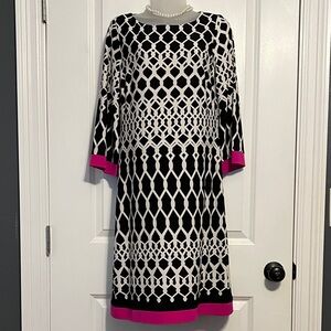 Chic Geometric Long Sleeve Dress in Black, White, and Pink trim Size 6